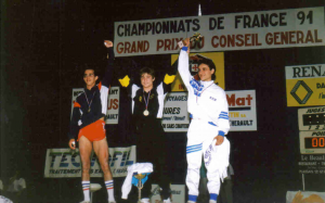 David BALP Champion de France 1991 en 56kg  Sénior  Arraché 100kg, épaulé jeté 125kg et Total Olympique 225kg