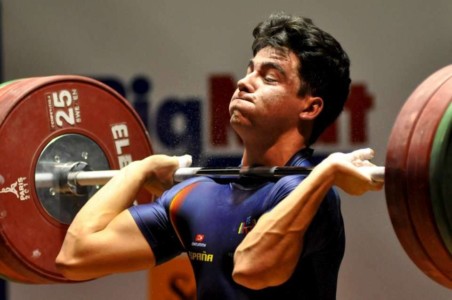 Épaulé à 145kg de Carlos CASTRO