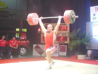 Le Tunisien HABASSI à 200kg