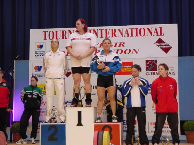 Podium féminin : 1ère Agata WROBEL Pologne, 2ème Souad DINARD France et 3ème Françoise LASSOUANI Algérie